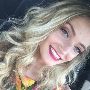 Meet your Posher, Jillian